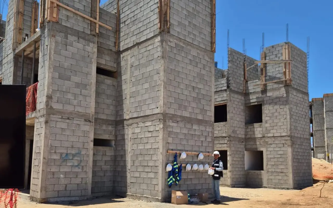 Inmuebles en construcción parte de Vivienda del Bienestar en Los Cabos, Baja California Sur. Foto: X (@SEDATU_mx)