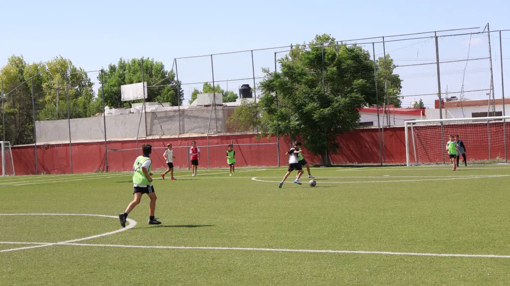 ¿Qué beneficios ofrece la Clínica Fundación Real Madrid para el desarrollo infantil en Saltillo?