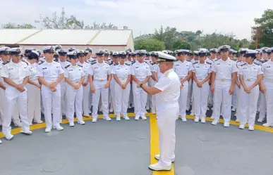 171 cadetes del Buque Escuela Cuauhtémoc continúan su instrucción a bordo del ARM Usumacinta