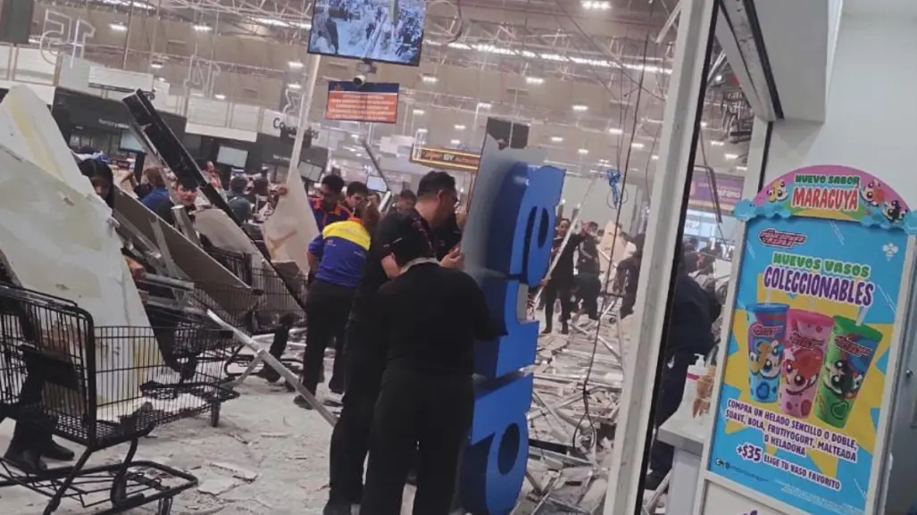 Se desploma plafón en tienda de plaza comercial en la Benito Juárez y esto sabemos