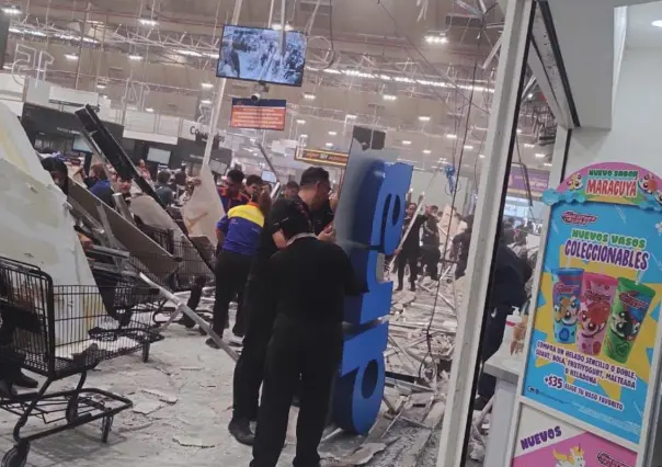 Se desploma plaf&oacute;n en tienda de plaza comercial en la Benito Ju&aacute;rez y esto sabemos