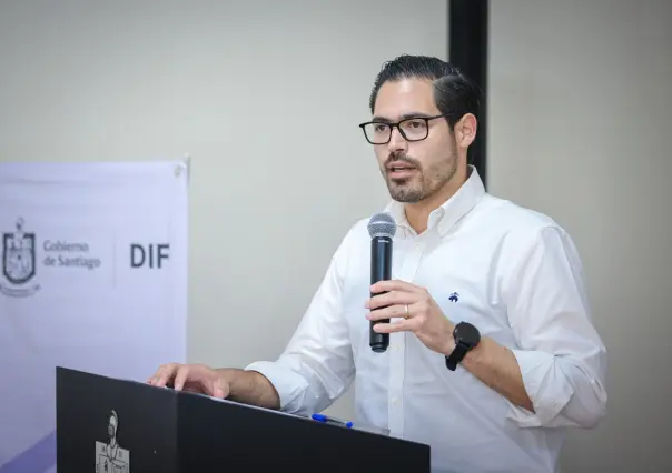 David de la Peña lanza programa Red de Apoyo para Familias de Personas con Autismo en Santiago