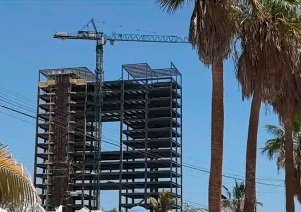 El edificio más alto en La Paz preocupa a vecinos por posible desabasto de agua