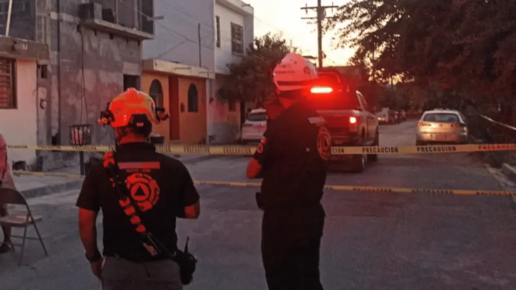 Albañil muere electrocutado en casa de Escobedo