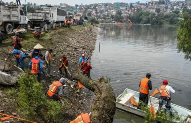 VIDEO | Basura tapa túnel en presa Los Cuartos de Naucalpan: retiran 700 toneladas y todavía falta