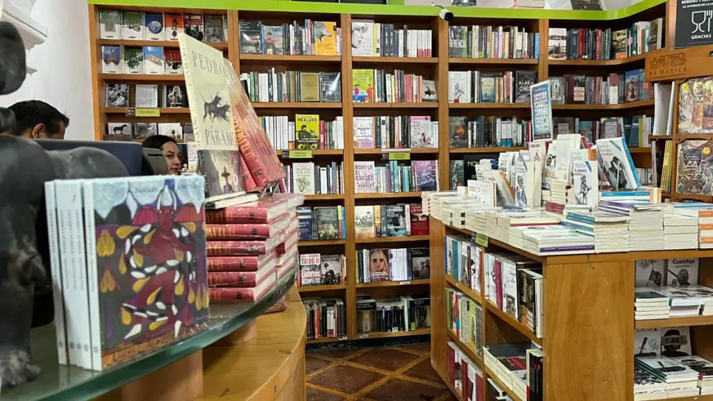 Librería del Jardín Borda en Cuernavaca, Morelos, reabre tras permanecer cerrada por sismo