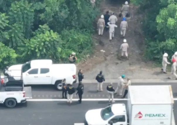 Desarticulan centro clandestino de distribución de combustible en Tabasco
