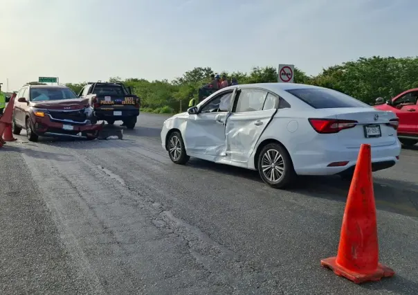 Accidente matutino en la vía Mérida-Tetiz deja saldo de 5 lesionados