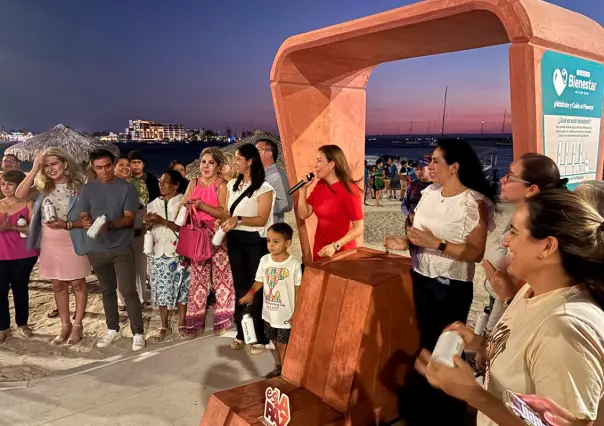 Milena Quiroga inaugura bebedero en el Malecón de La Paz