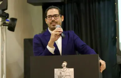 David de la Peña invita al certamen Reina del Adulto Mayor 2025 en Santiago