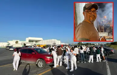 Empleados del IMSS en Reynosa cierran carretera para manifestarse por desaparición de enfermero