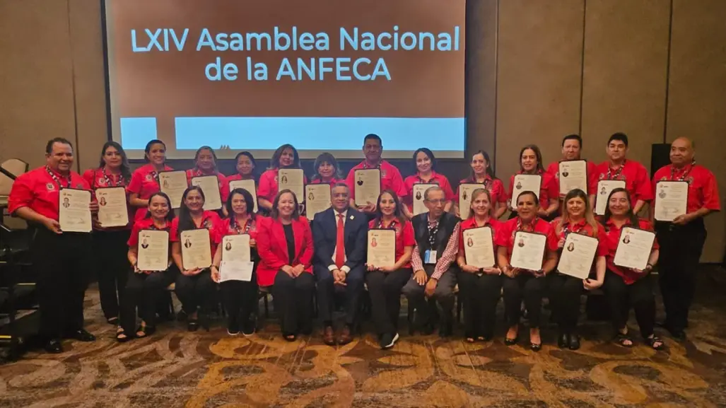 Docentes de FACPYA de la UANL reciben certificación académica por parte de la ANFECA