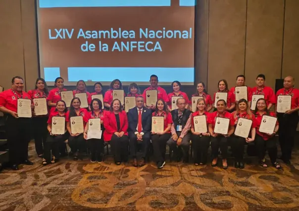 Docentes de FACPYA de la UANL reciben certificación académica por parte de la ANFECA