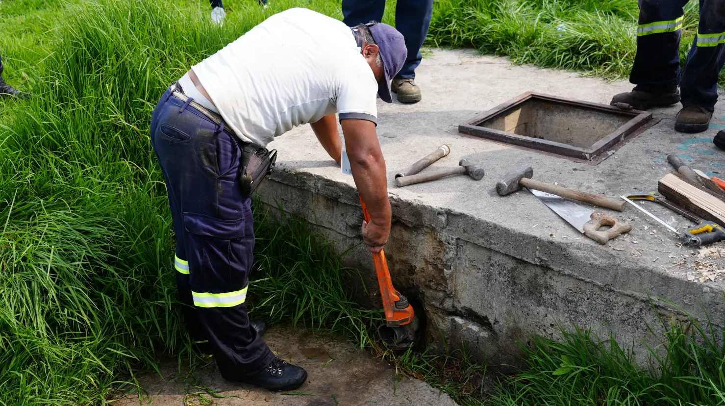 El robo de agua en esta red hídrica desviaba más de mil litros por segundo. Imagen: X/@SEGIAGUA
