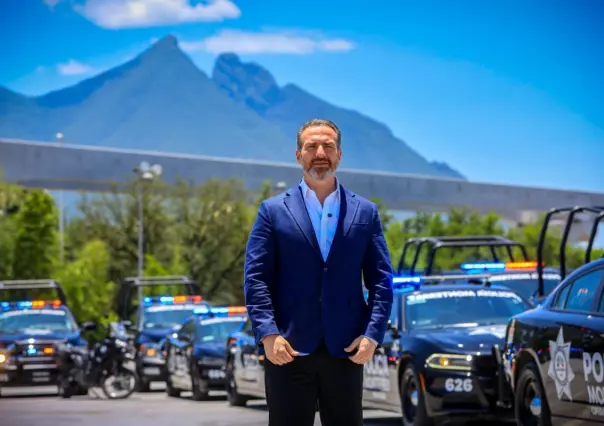 Gobierno de Monterrey anuncia aumento de salario para policías