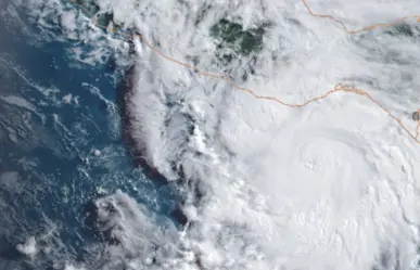 Huracán Erick podría intensificarse, alertan por lluvias en 32 municipios