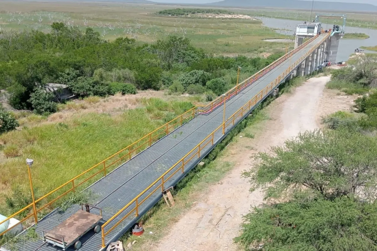 La situación es crítica en la frontera norte, donde miles de familias dependen del agua que baja desde las presas internacionales. Foto: CONAGUA