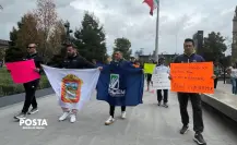 Atletas de taekwondo protestan en Edomex y piden diálogo con Delfina Gómez