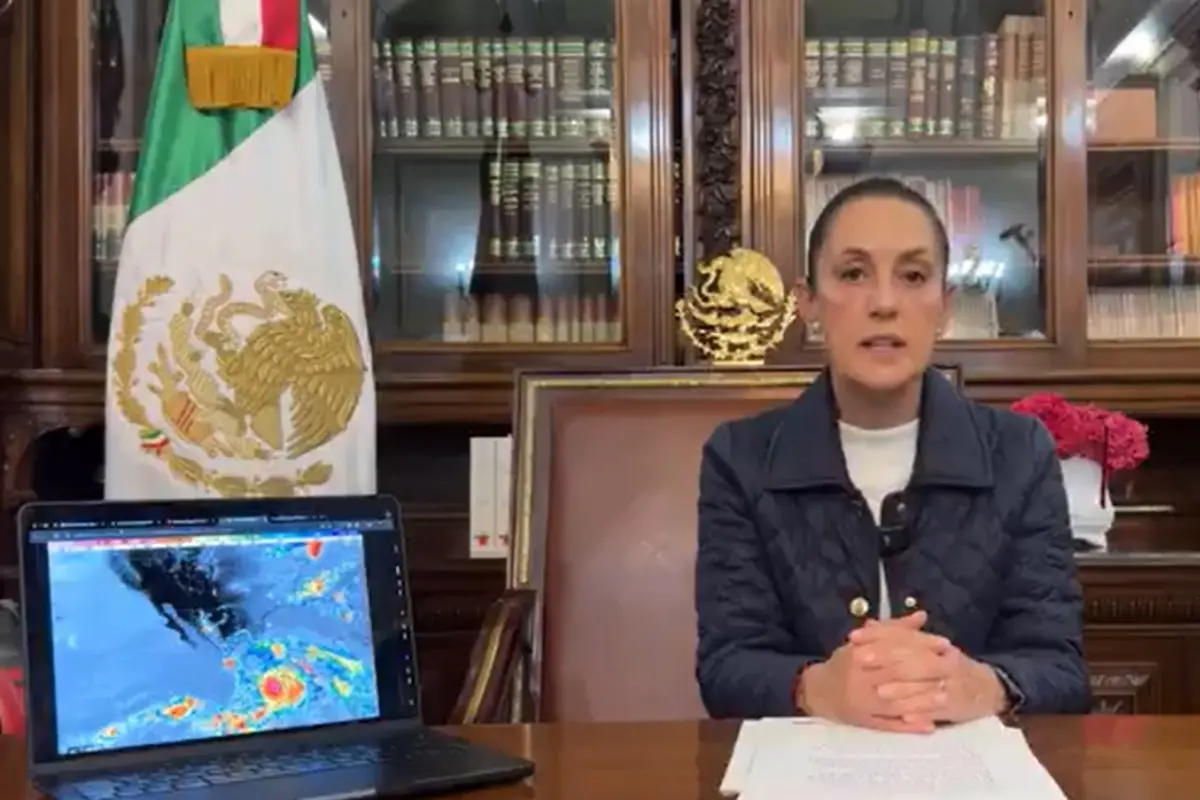 Claudia Sheinbaum emitiendo comunicado Foto: X(Twitter) @Claudiashein