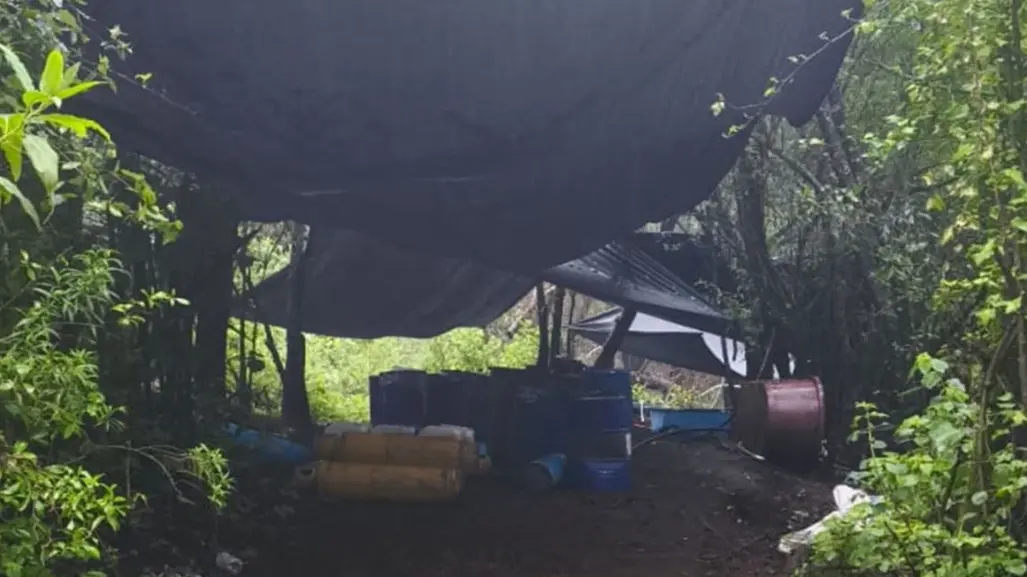 Aseguran en Morelos narcolaboratorio con capacidad para producir una tonelada de cristal al mes