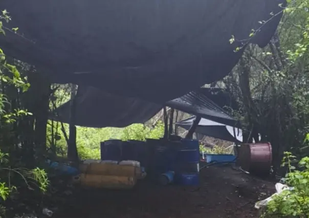 Aseguran en Morelos narcolaboratorio con capacidad para producir una tonelada de cristal al mes