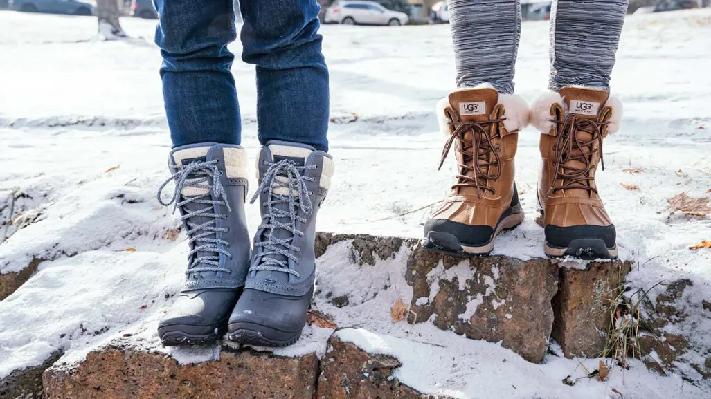 Profeco alerta uso de botas impermeables por posible defecto