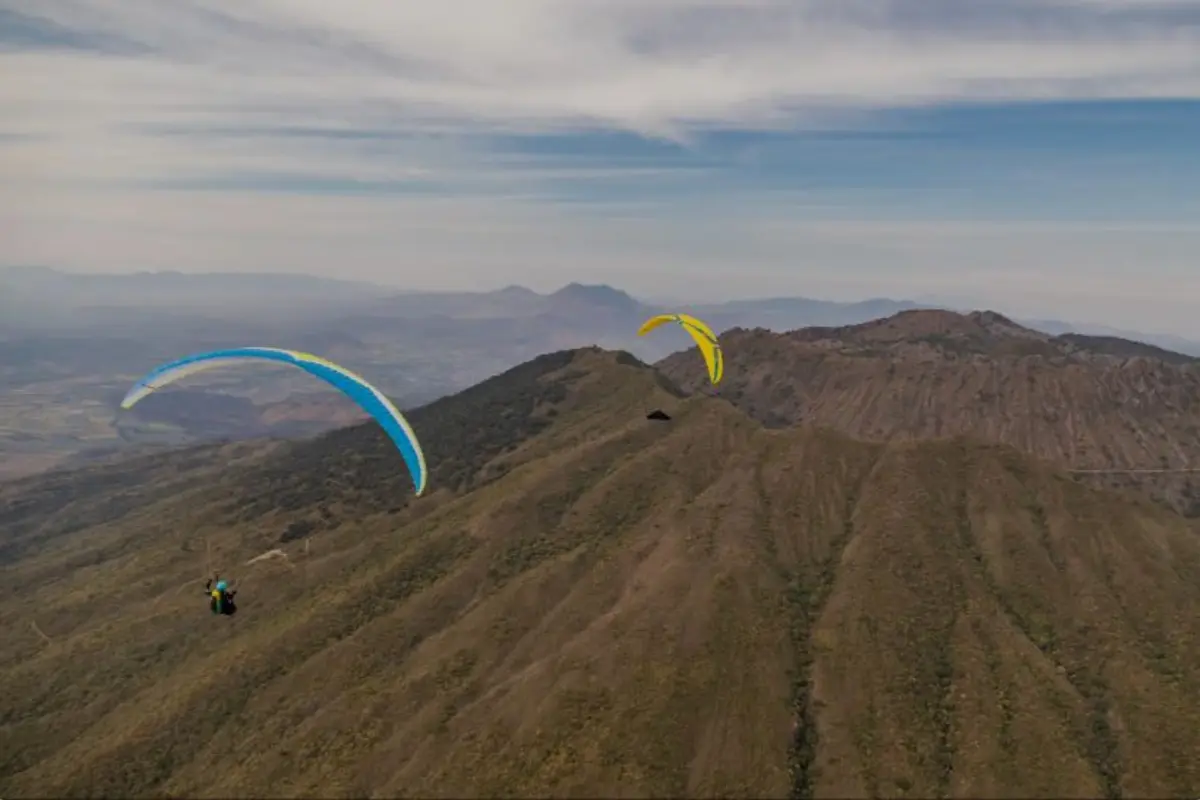 El volcán de Ceboruco tiene las condiciones ideales para volar en parapente. Foto: visitnayarit.travel