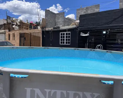 Saltillo: ¿Una alberca en plena calle? Así se vive el verano en la colonia Zaragoza