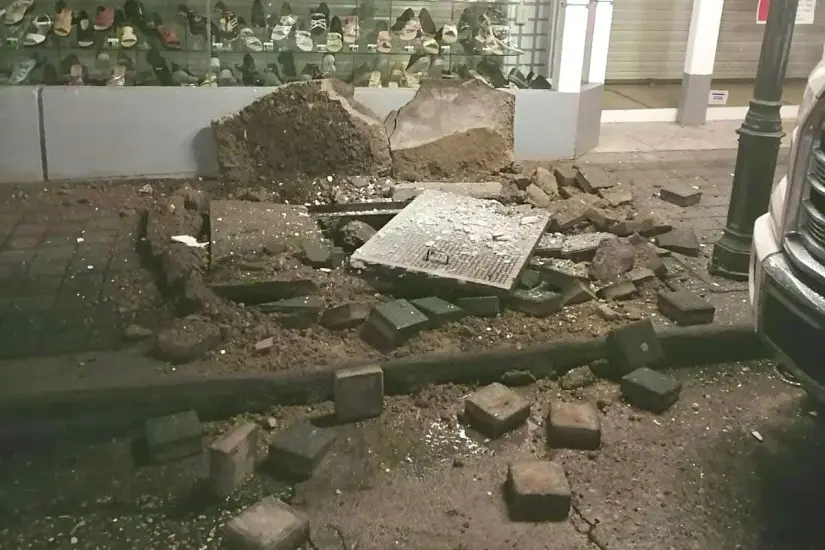 Este fue el registro que causó daños en un negocio contiguo al estallido | Foto: AXel Hassel