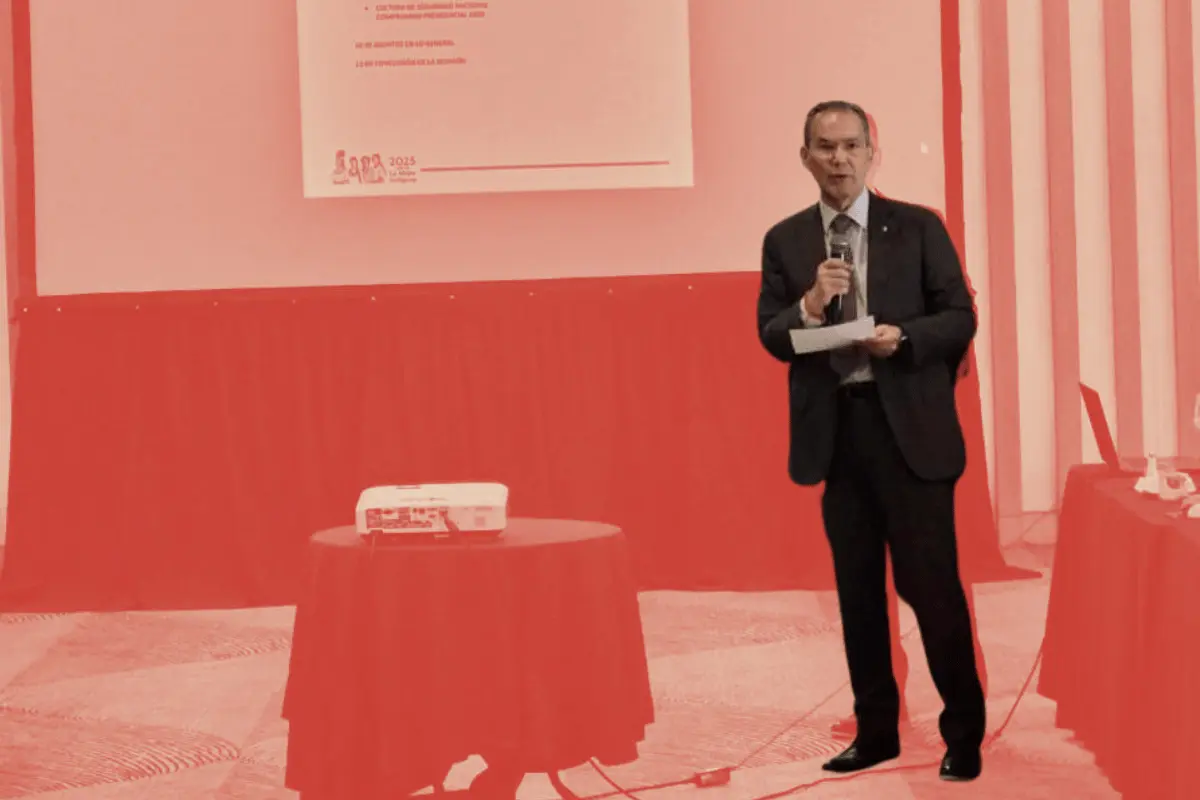 Héctor Gutiérrez asisitó junto a los 32 representaciones federales a la reunión mensual de coordinación de la presidenta Claudia Sheinbaum.