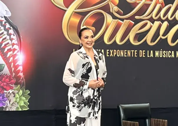 Aida Cuevas celebra 50 años de carrera en el Auditorio Nacional y enfrenta con valentía su batalla legal familiar