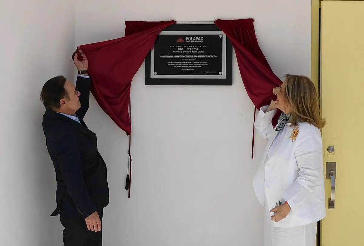 Inauguración de la biblioteca Alfonso Domene Flor Milán en el CERESO 2 de Apodaca. Foto: Facebook Consultores Grijalva