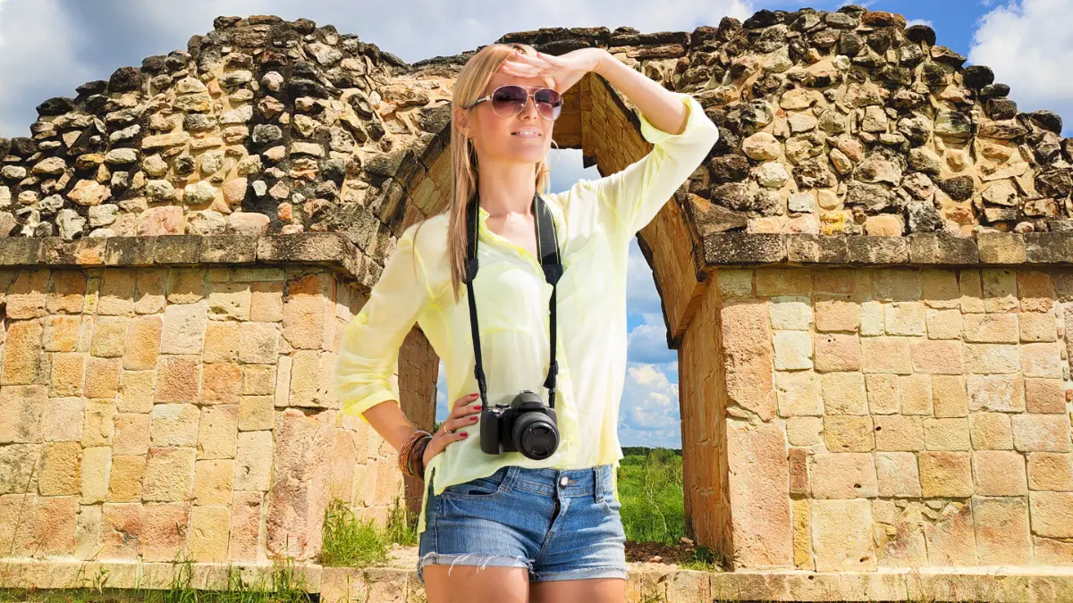 En esta antigua ciudad se puede conocer un laberinto maya Foto: Yucatán Turismo/Canva