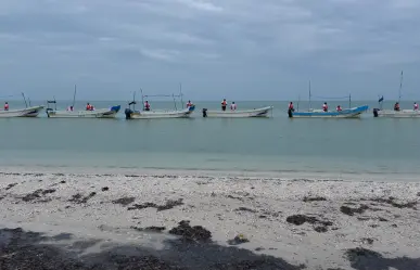 Entregan equipo de seguridad a pescadores de Celestún