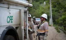 CFE restablece servicio eléctrico al 91.7% de los usuarios afectados por el huracán Erick en Oaxaca y Guerrero