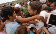 Claudia Sheinbaum se reúne con familias de Oaxaca afectadas por Erick