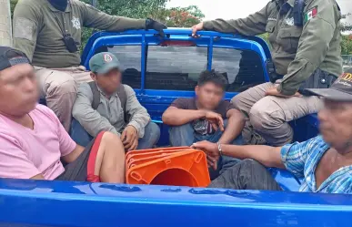 Detienen a 4 sujetos por tirar escombro en vía pública de Kanasín