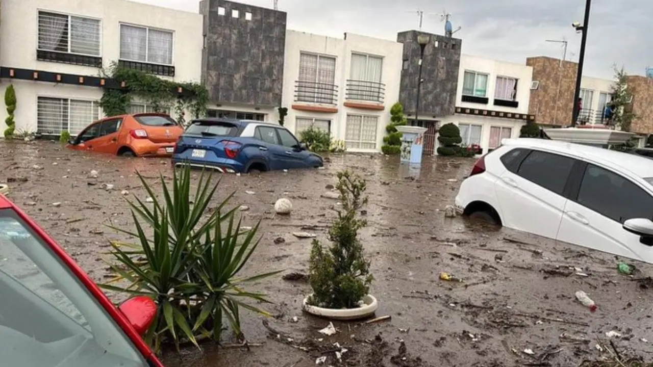 Seguro contra inundaciones en el Edomex: ¿qué beneficios ofrece y quiénes pueden acceder? Foto: @LupitaJuarezH / Gobierno de Atizapán de Zaragoza