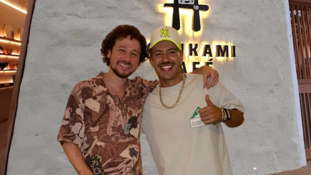 Luisito Comunica abre nueva cafetería japonesa en CDMX, conoce Torikami Café