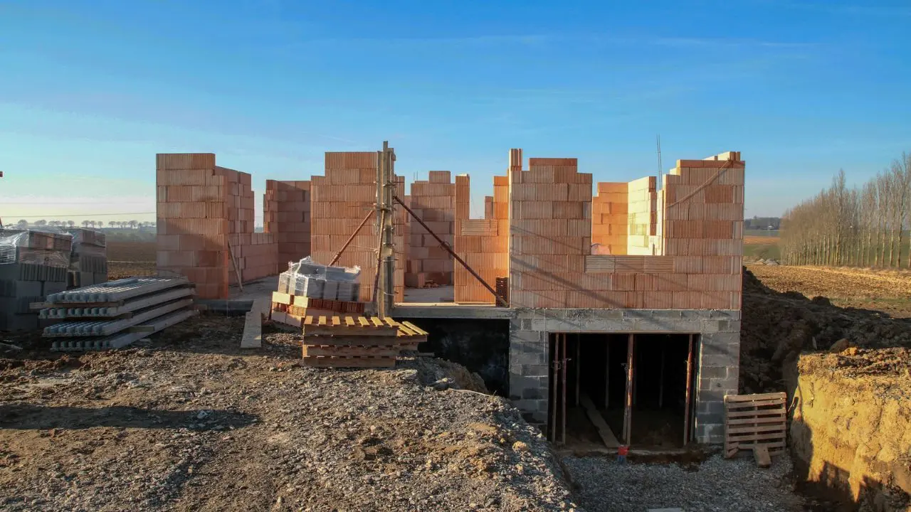 Vivienda para el Bienestar 2025: requisitos para el registro y entrega de apoyos. Foto: Canva