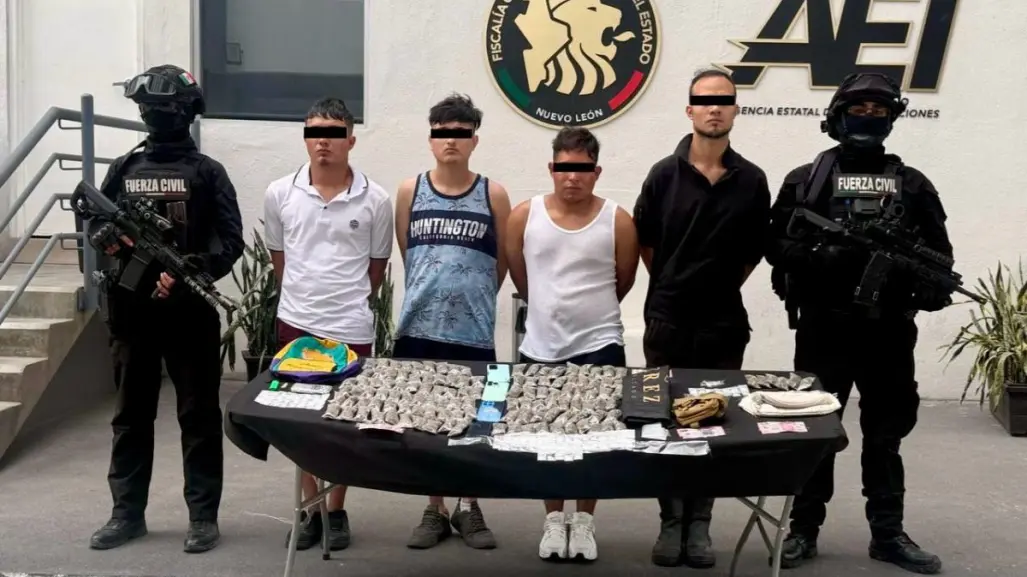 Detienen a cuatro hombres con más de 200 dosis de droga en Guadalupe
