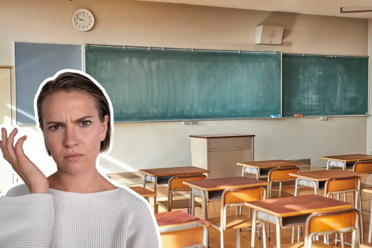 Un salón de clases y una mujer. Foto: Canva