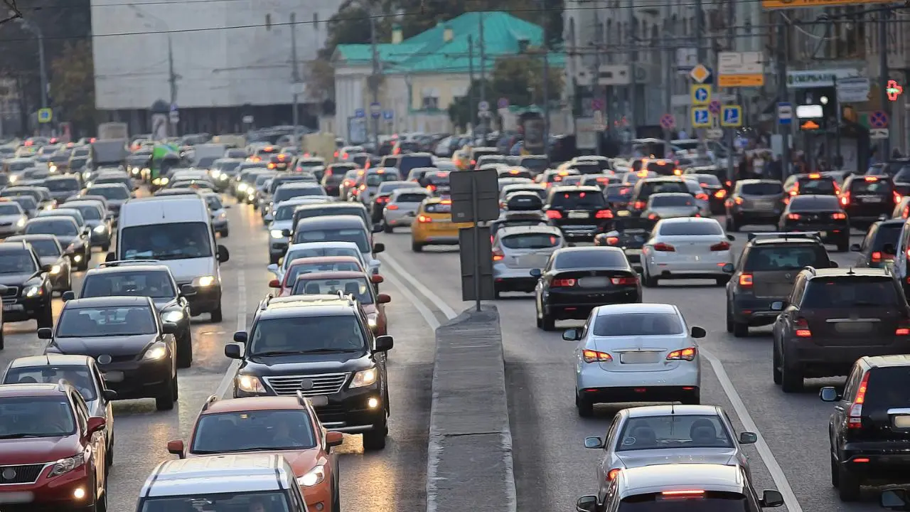Verificación vehicular en Edomex ¿cómo regularizar tu auto sin pagar multa? Foto: Canva