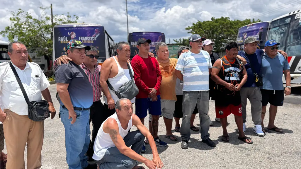 Camioneros en huelga en Mérida exigen liquidación ante precarias condiciones laborales