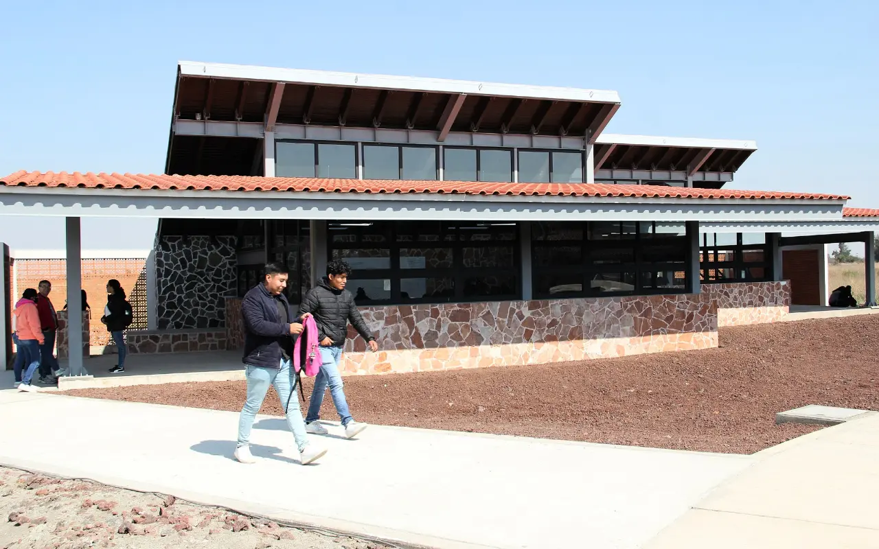 Instalaciones de la Universidad para el Bienestar Benito Juárez García. Foto: X (@SEP_mx)