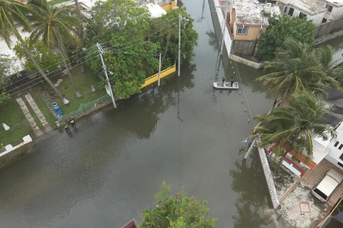 Las intensas lluvias registradas desde el pasado jueves en el sur del estado provocaron diversas afectaciones e inundaciones en algunos sectores de Altamira, Tampico y Madero. Foto: Protección Civil