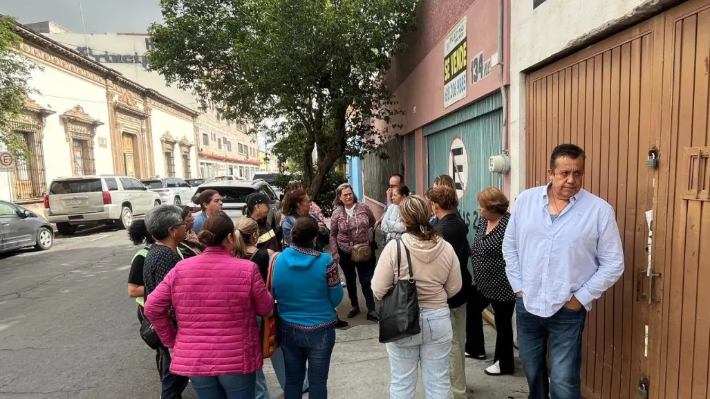 Maestros jubilados toman calles y la Casa de Gobierno de Durango y esto exigen para liberarla
