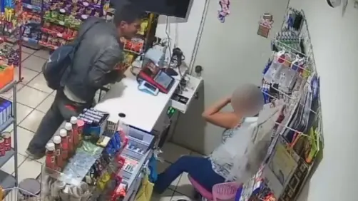 Santa Catarina: Detienen a un hombre por amenazar a una mujer en su tienda de abarrotes