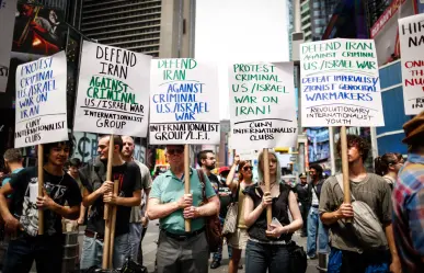 Manifestantes en Estados Unidos exigen la salida y juicio político de Donald Trump