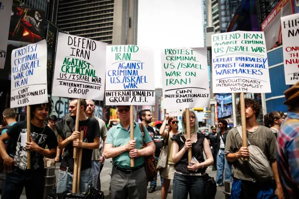 Manifestantes en Estados Unidos exigen la salida y juicio político de Donald Trump